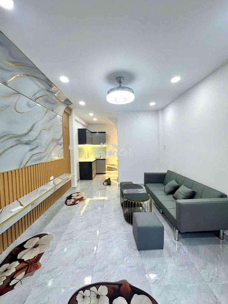 Quận 4 - khu dân cư hiện hữu - nhà mới nhỉnh 4 tỷ  
📐 (3,35 x 7.5m