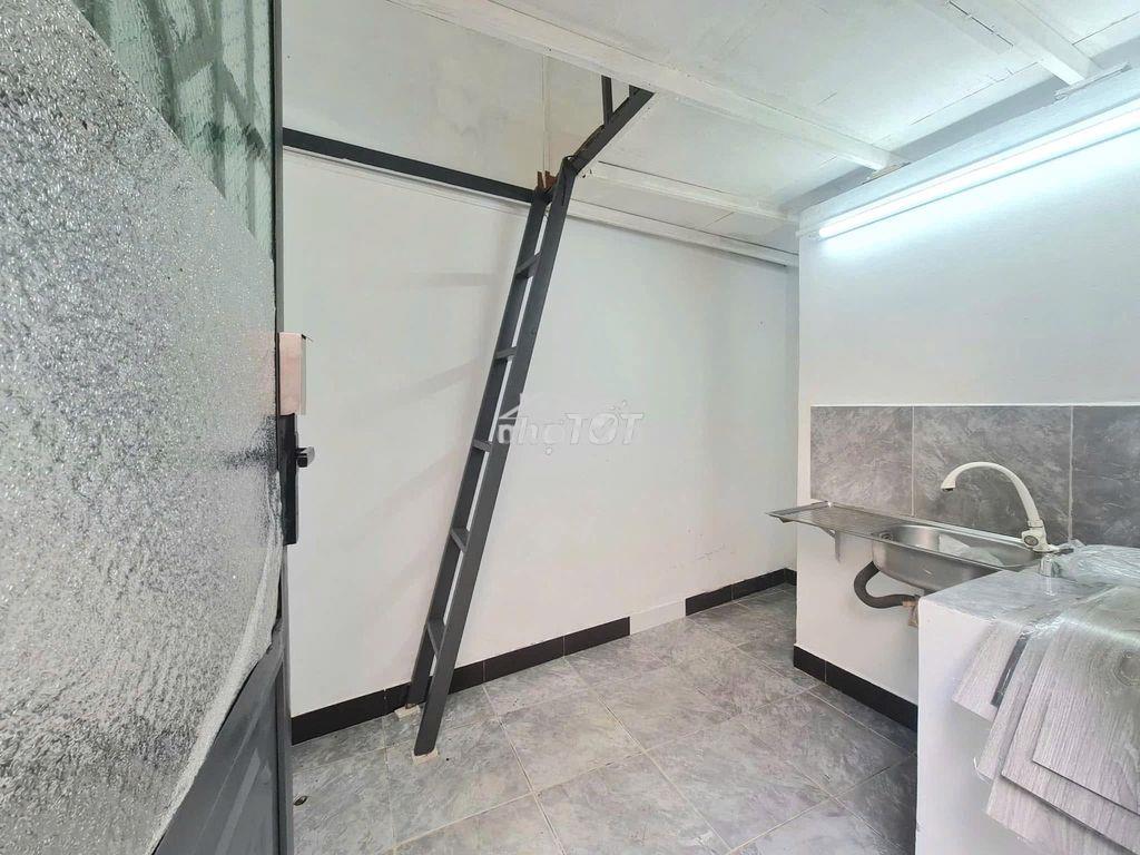 Phòng cho thuê trệt, gác cao m8, cửa số thoáng mát nguyễn văn đậu,bt - 3