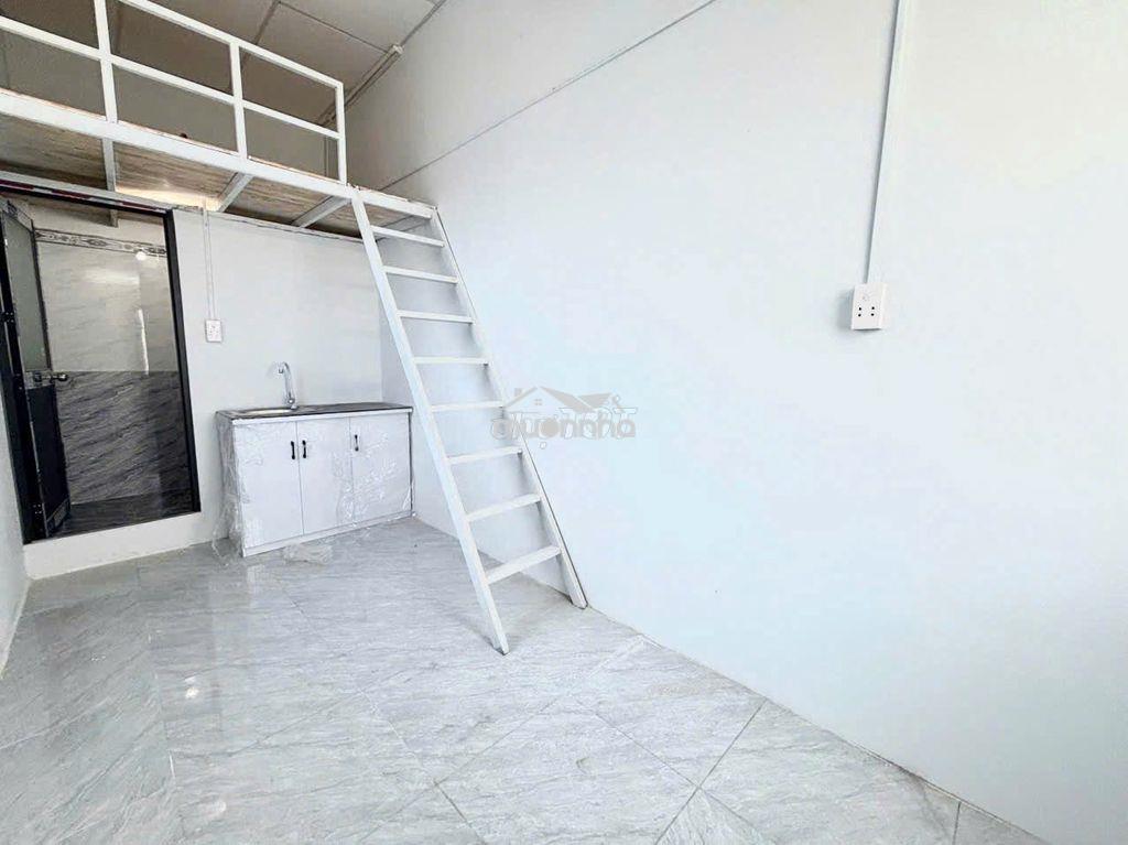 Sẵn 1 phòng duplex - 2tr800k - 3