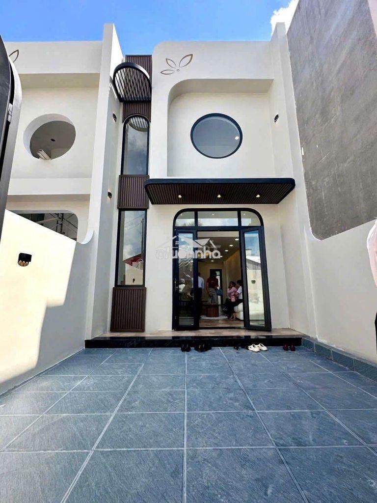 Đường tạ quang bửu , q8