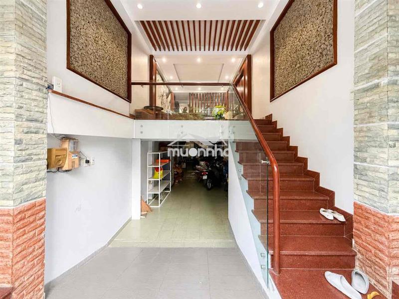 Chính chủ cho thuê khu vip tân sơn nhì 4x18m đúc 4 lầu full nội thất