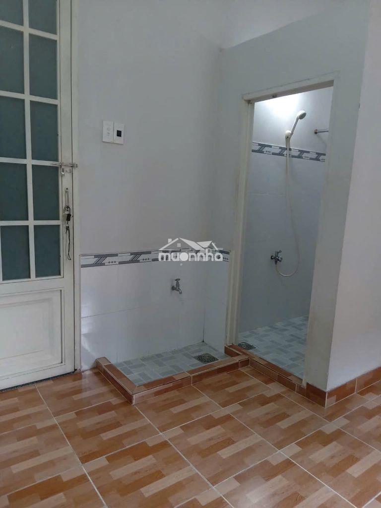 Phòng trọ sach sẽ giá rẻ gân aeon tân phú - 2