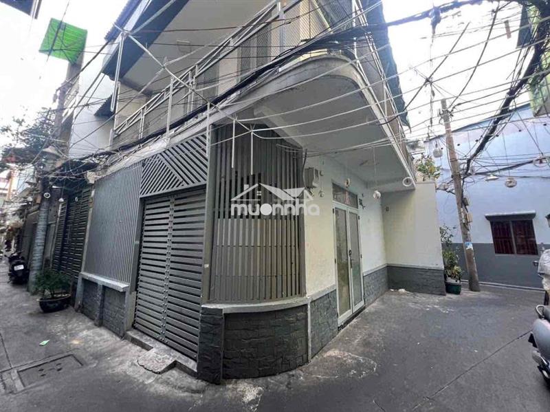 Nhà đẹp q4 tphcm