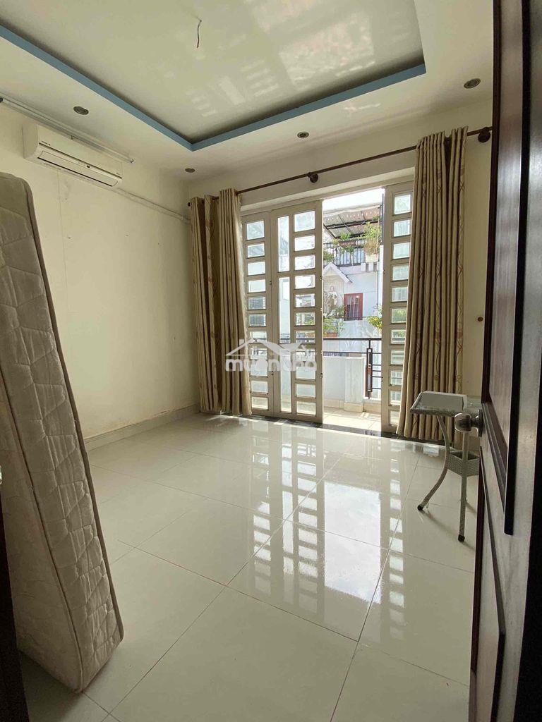 Chinh chủ cho thuê phòng vạn kiếp nguyễn lâm