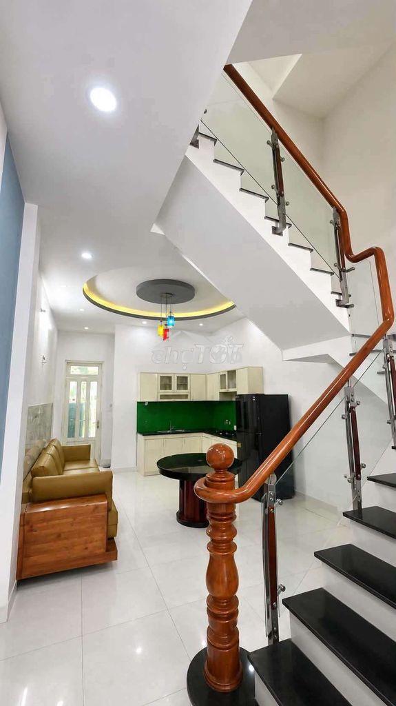 Nhà 3 tấm gần bệnh viện dĩ a giá rẽ hơn căn bên cạnh 1 tỷ - 3