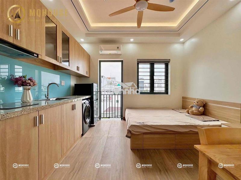 Studio ban công cửa sổ ngay khu trung tâm, pandora, trục đường chính