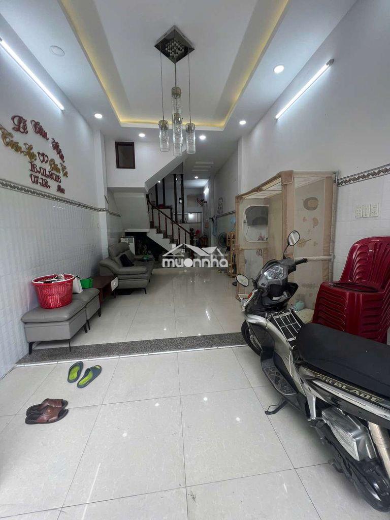 4 x 15m hẻm 6m lạc long quân