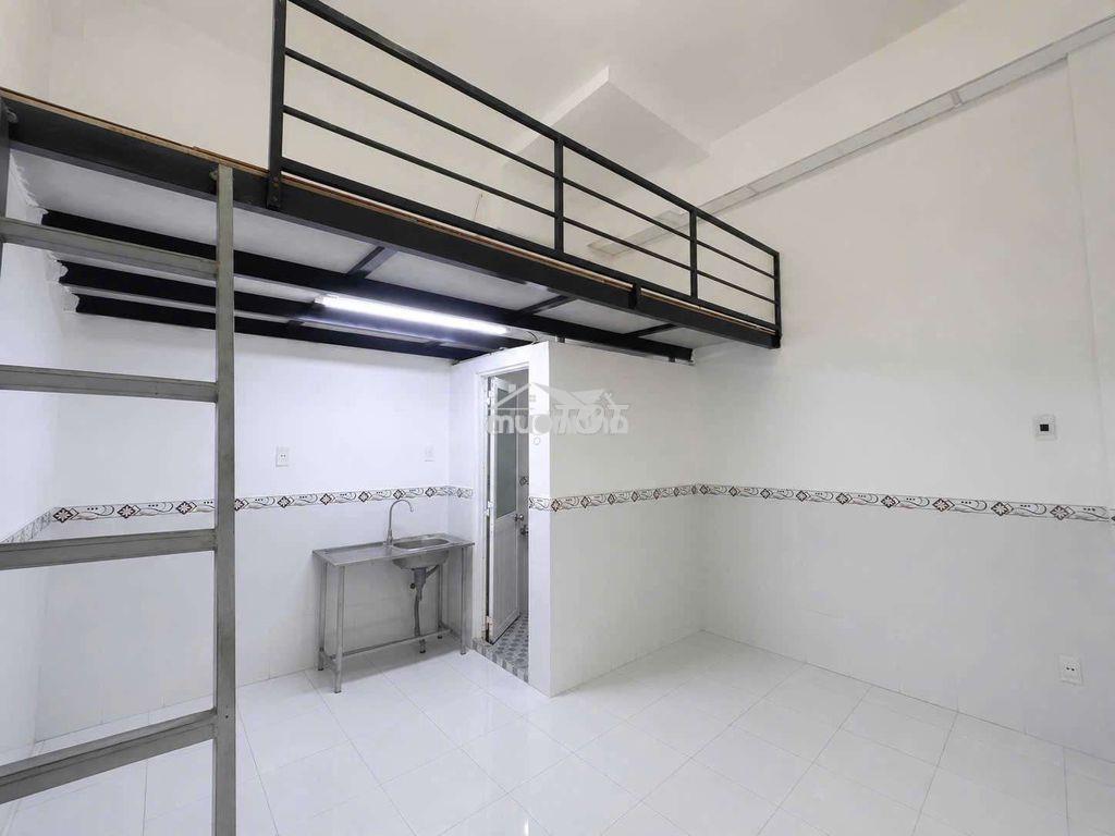 Nhà nguyên căn dạng kiot, gác cao 2m gần đh tôn đức thắng, rmit, tdtt - 4