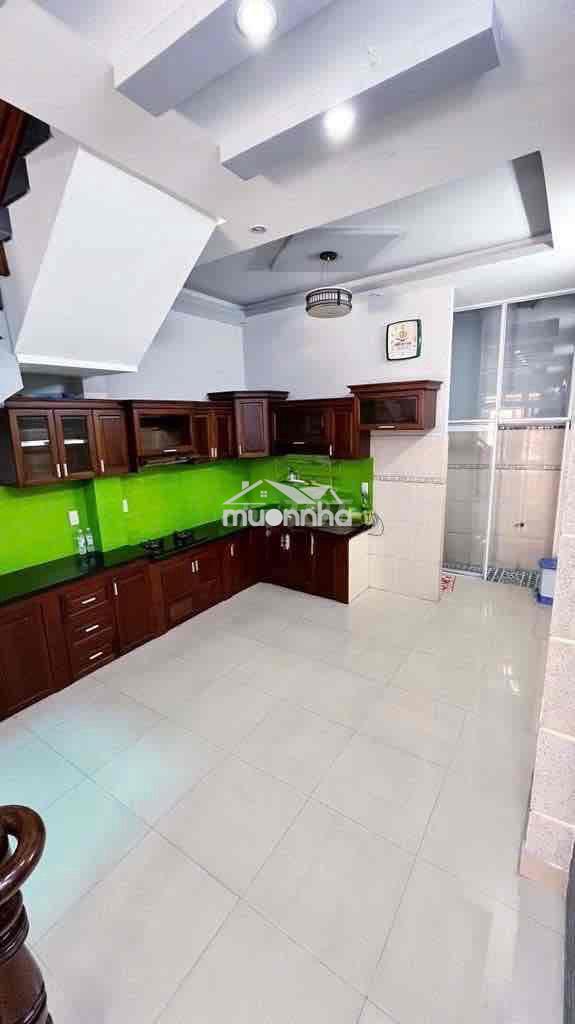Nhà rộng 4,2*16m 3lầu st 4pn 6wc hxh quang trung - 3