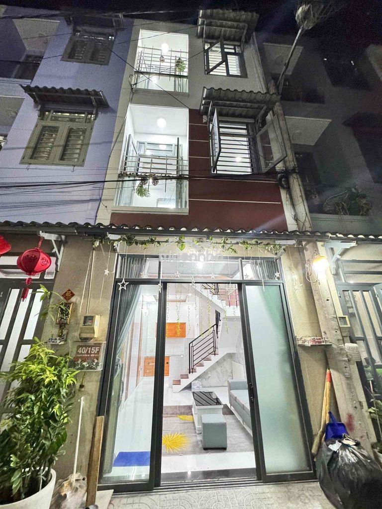 Nhà 2 lầu ngay chợ 3pn 3wc