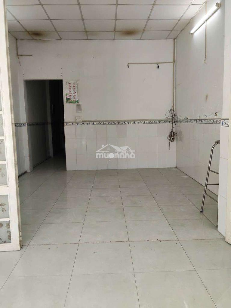Nhà thuê 4 x18m 2 phòng ngủ đường bà cả ấp 5 xã đa phước bình chánh - 3