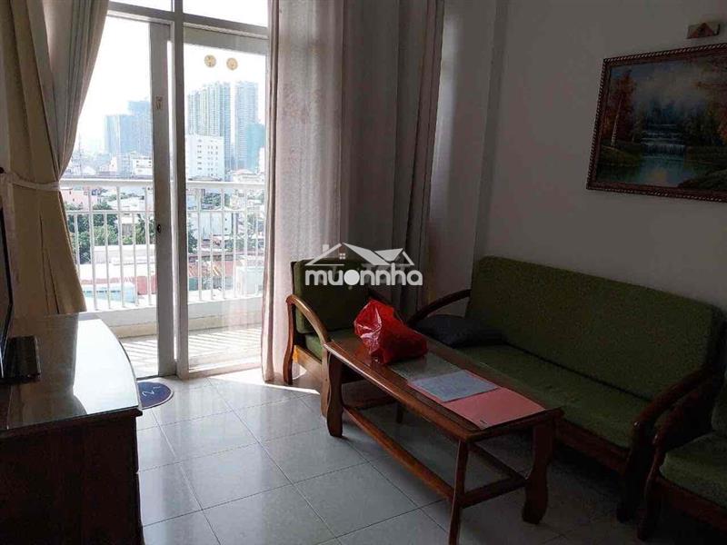 Ở ghép căn 2pn - chung cư hoàng kim - mỗi người 1pn riêng
