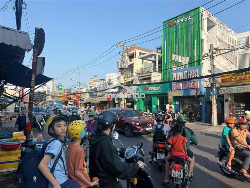 Mình chính chủ bán nhà cho khách dọn ở ngay ạ