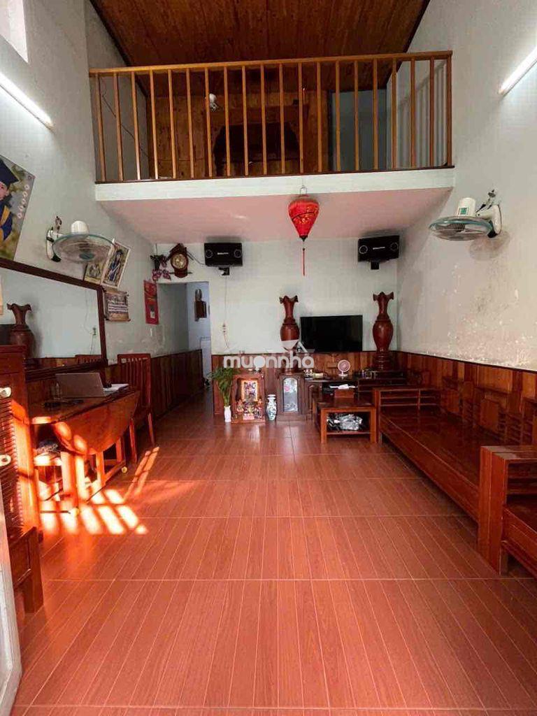 Nhà đường đông tác , gần chợ dĩ an , 48m2 giá 2 tỷ 6