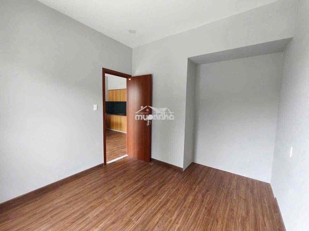 Nhà hiệp thành gần phạm ngọc thạch  nhựa 5m sân oto - 2