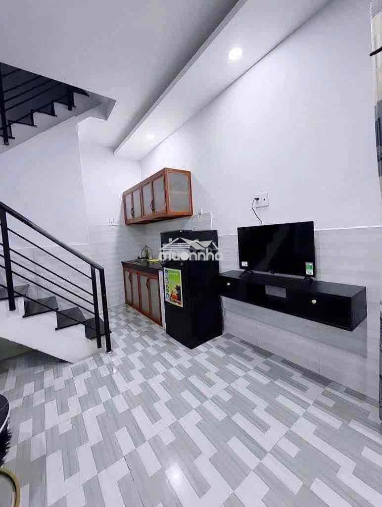 Cho thuê nhà nguyên căn hẻm 487 huỳnh tấn phát quận 7 giá 9tr - 3