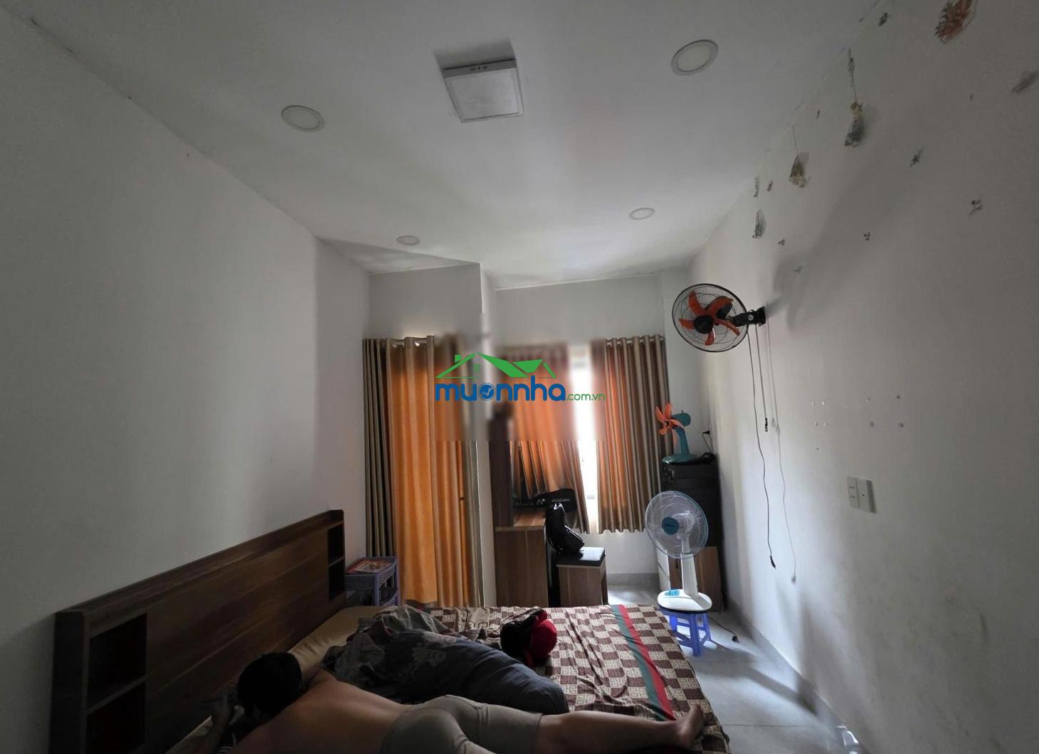 Bán nhà quận 7 - huỳnh tấn phát - kế bên phú mỹ hưng - nhà 3 tầng - hẻm xe hơi - 4phòngngủ 4tỷ nhỉn - 3