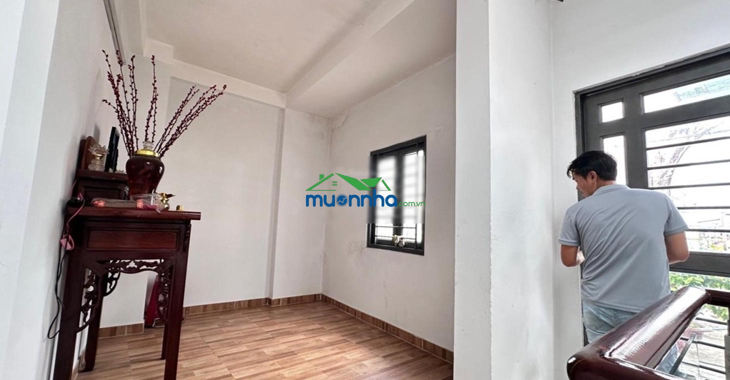 Giảm 500 triệu-gần emart-phan huy ích-pham văn bạch- 4 tầng- 7.7m x 10m -dtsxd 170m- 7.3 ty.