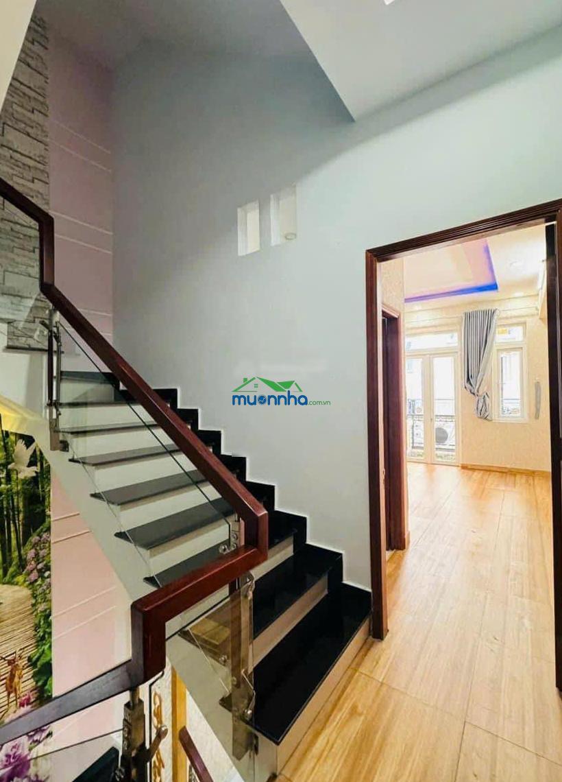 Nhà mt nhựa đ. 3/2, q10, 1 trệt 3 lầu dt 90m² 6x15m shr full thổ, đường 10m giá 2 tỉ còn tl