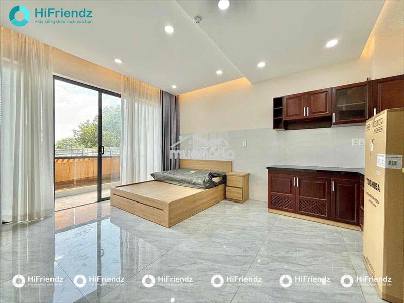 Studio cao cấp full nội thất ban công thang máy mới xây ngay cầu vượt