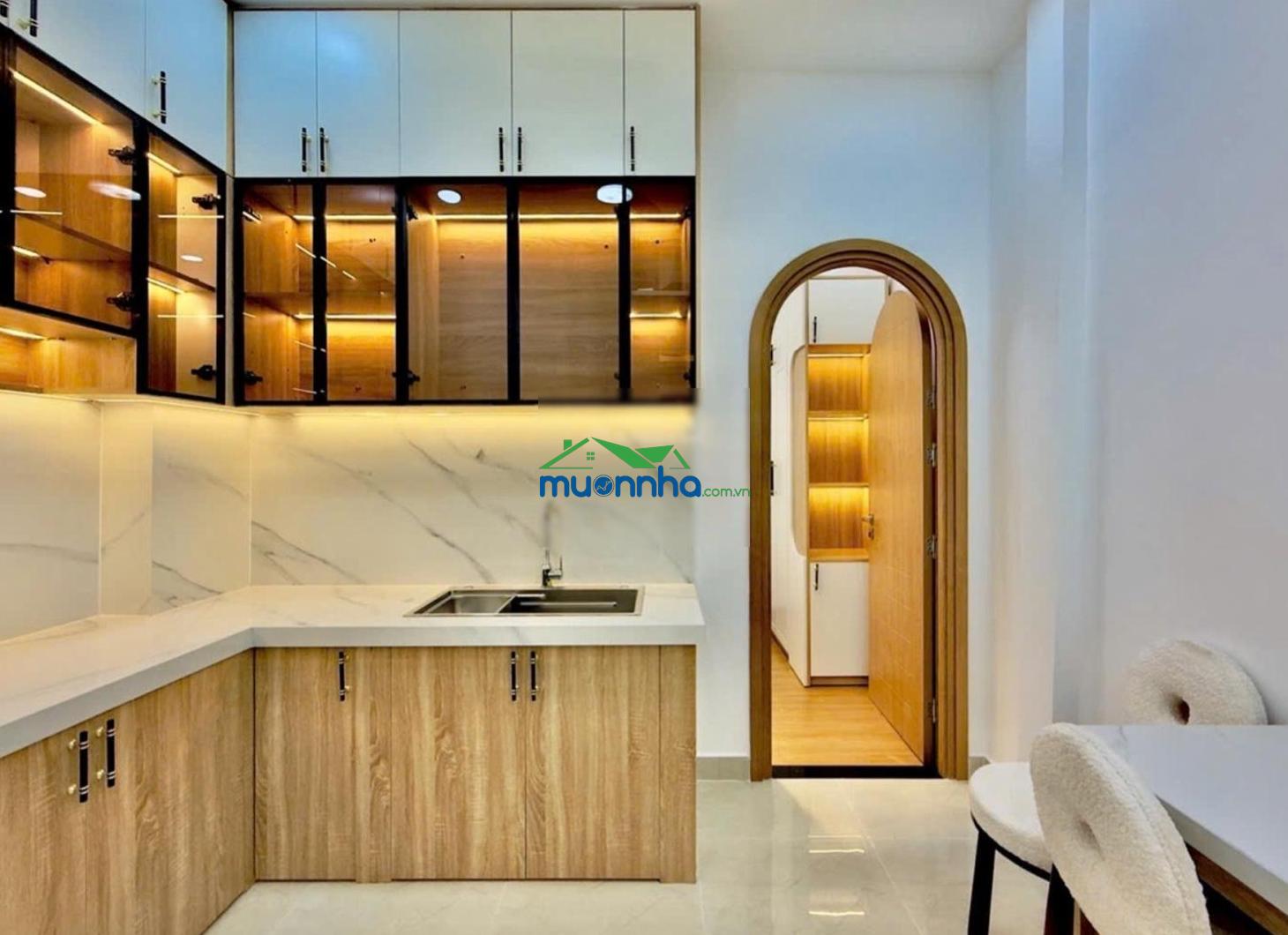 Bán nhà căn góc đẹp ở ngay 44m² nở hậu - 3pn - vài bước ra mt võ duy ninh - gần landmark 81
