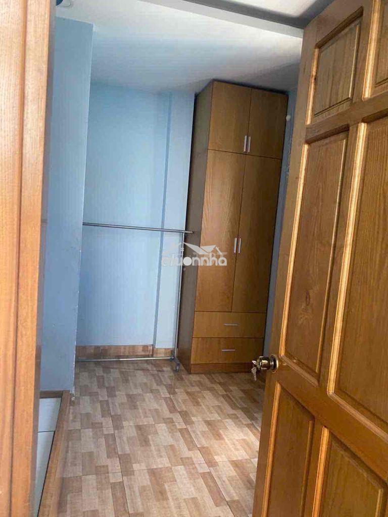 Nhà 3 tấm sân thượng 3 phòng 4wc giá 8tr/ tháng - 3