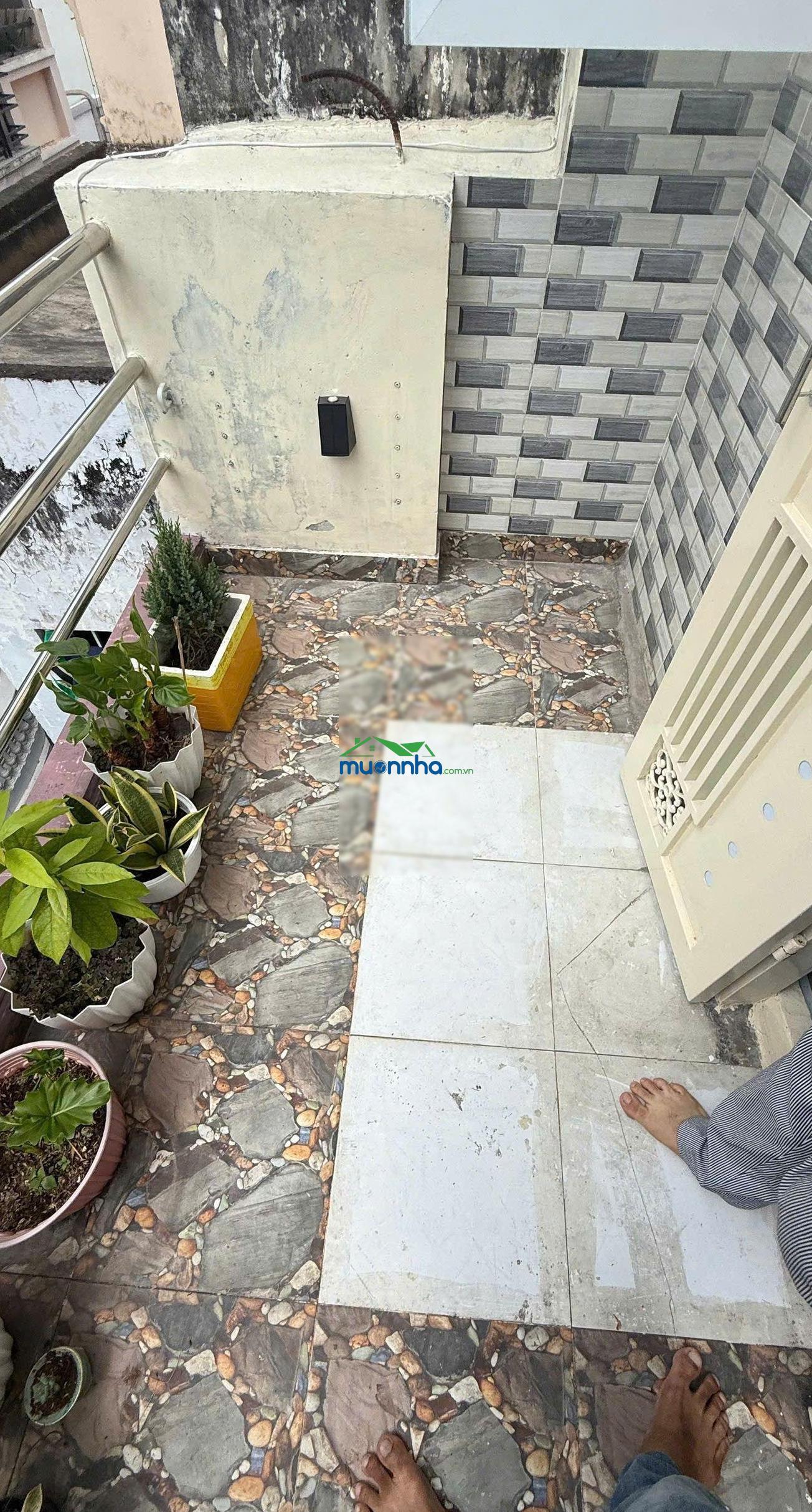 (5,69 tỷ tl) nhà 1 sẹc nguyễn trãi, 4 tầng, gần đường lớn. - 4