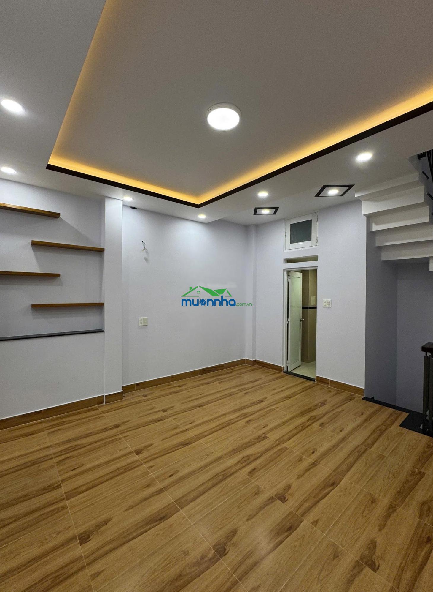 Hẻm xe hơi - ngay âu cơ - 4 tầng, hoàn công đủ - nhà mới ở ngay - phù hợp gia đình đông thành viên