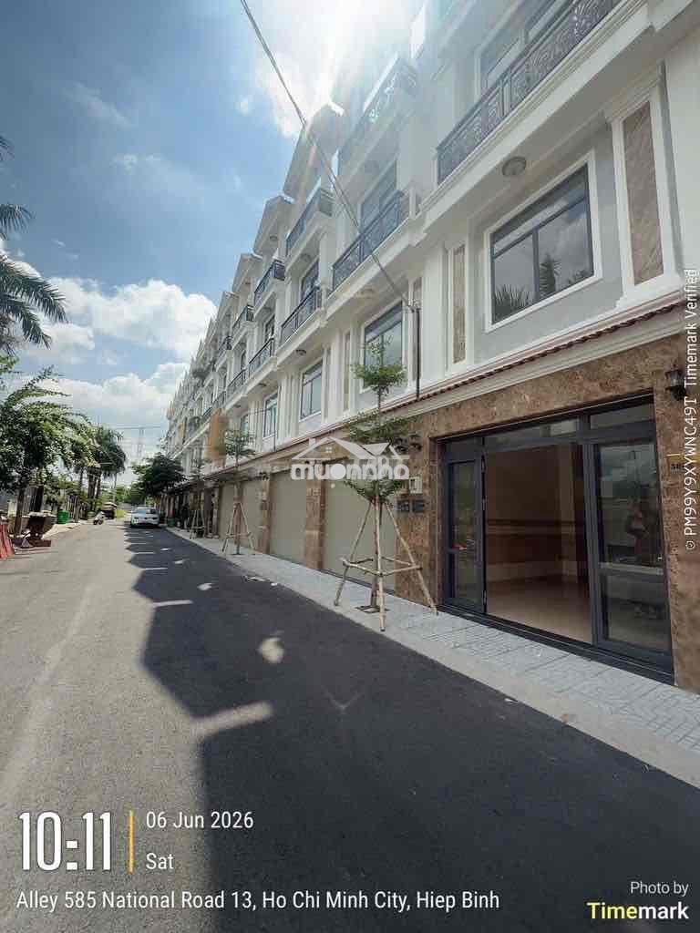 Sát vạn phúc - chợ hiệp bình nhà kdc hồng đào 4pn 3wc ở + vpcty