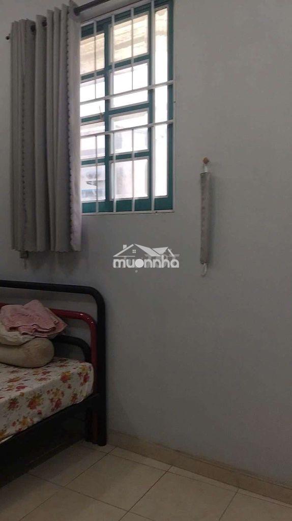 Đoàn văn bơ, ttq4, 30m2 có cửa sổ, wc riêng, máy lạnh giường tủ quạt - 2