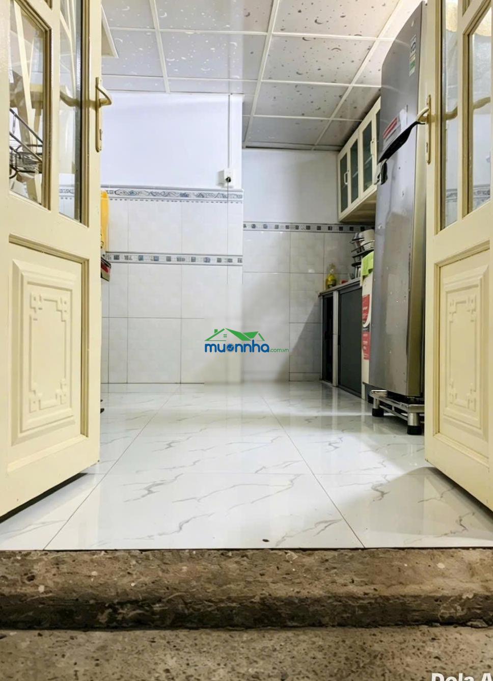 Tôi bán nhà 30 m2 sd, 1 trệt, 1 lầu, tuyệt đẹp, quận 7, giá: 849 triệu - 2
