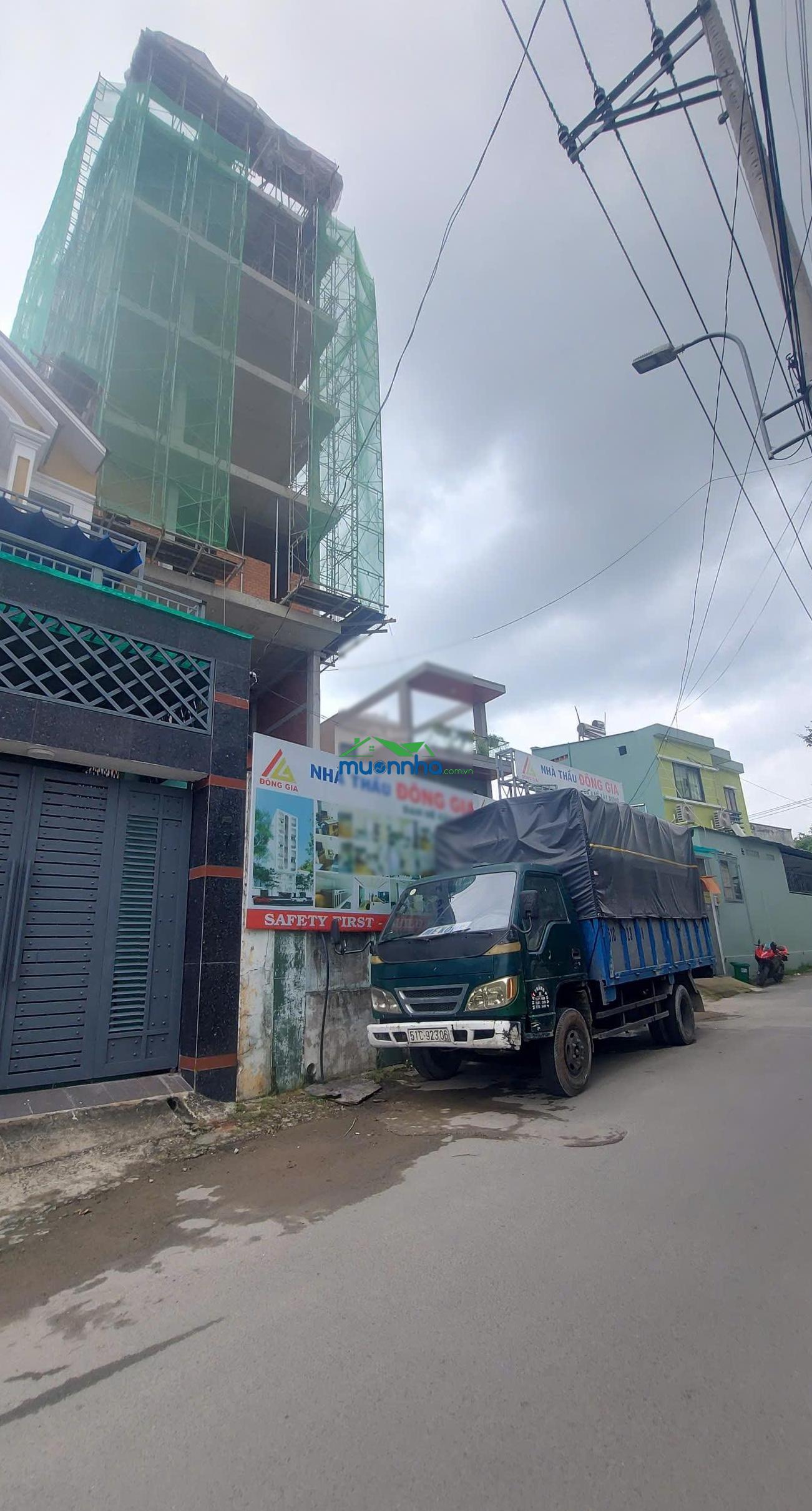 4.5 tỷ/101m2 2mặt tiền đường 160 sát chợ, đi bộ trường học 5.3*19 oto 7 chỗ tận nơi gần lê văn việt - 4