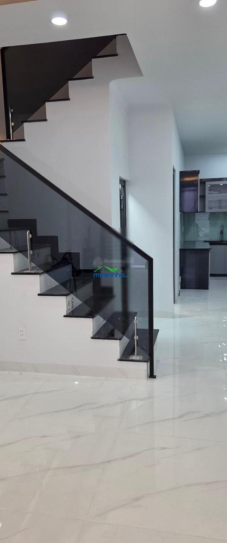 Bán nhà đường lũy bán bích - tân phú - gần q11 - 62m2 - 2 tầng - 3