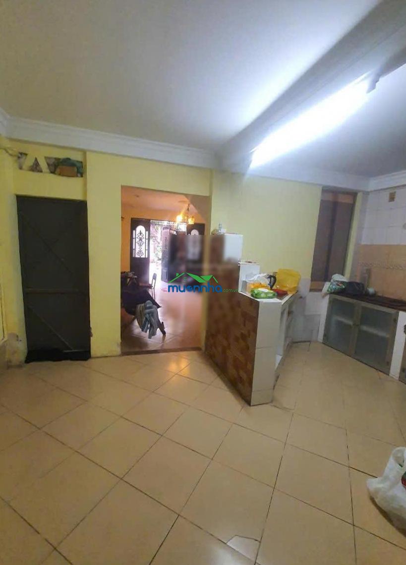 Nhà 1 trệt 1 lầu, ql13, đối diện vạn phúc city, giá 4,5 tỷ
