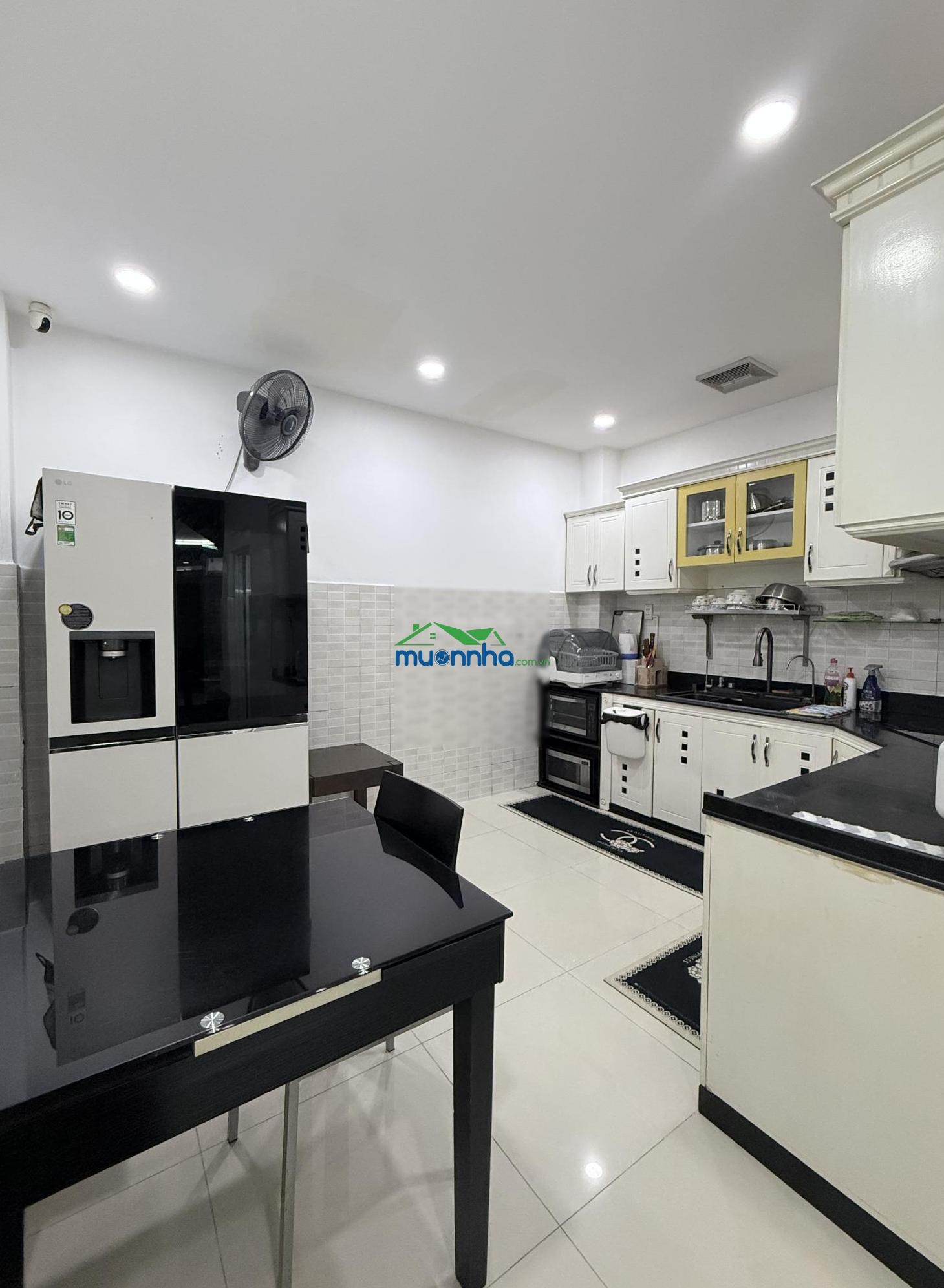 Hẻm xe hơi nhà đẹp ở ngay ngang 4m tặng nội thất cao cấp - 3