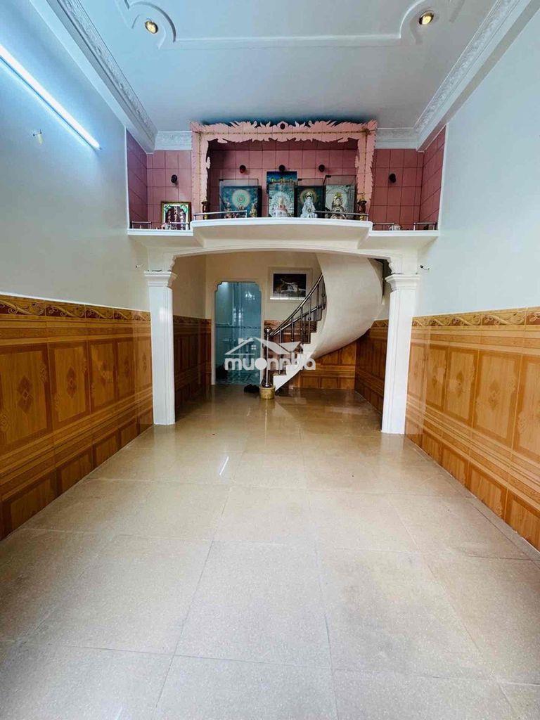 Quận 11, đường lê thị bạch cát, nhà 3 tầng vuông vức - 2