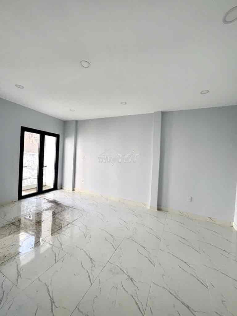 Nhà 3 tầng bình trưng sổ hồng riêng giá tốt chủ đổi nhà to bán nhanh