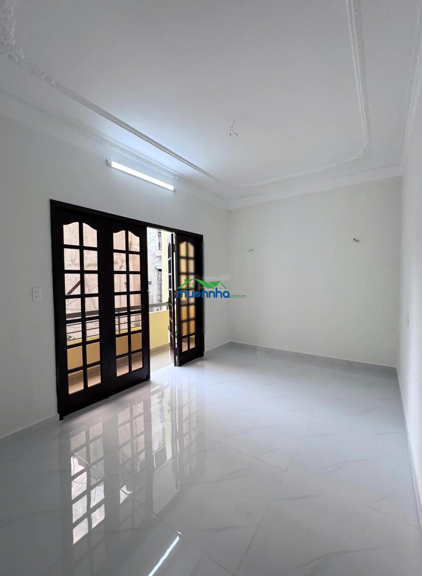 Siêu phẩm. căn góc trần quang diệu, quận 3. ngang khủng 10 x 10m 3tst, 5pn. sổ sẳn. giá chỉ 19,5 tỷ