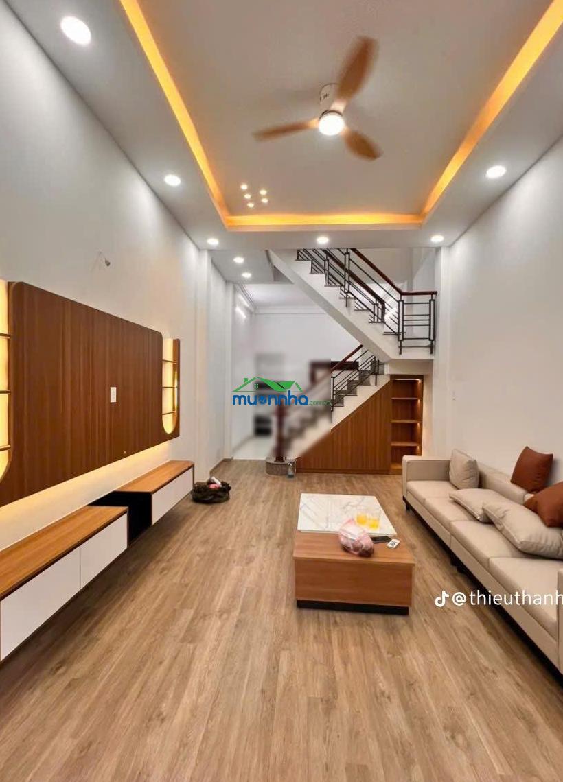 Nhà đẹp ở ngay, có nội thất cơ bản hẻm 6m, sổ đẹp 5,3 tỷ