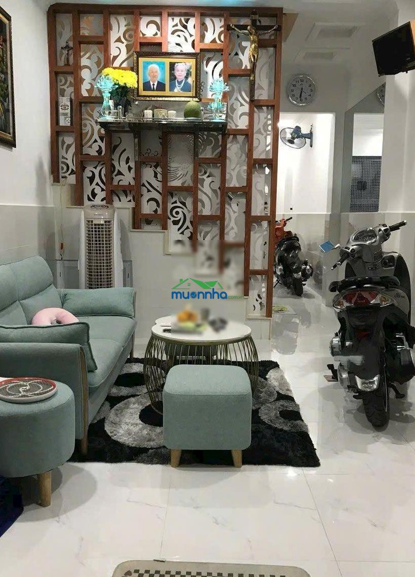 Chỉ 4,95 tỷ - sở hữu nhà 3 tầng kiên cố tại quận 7 - đáng mua
