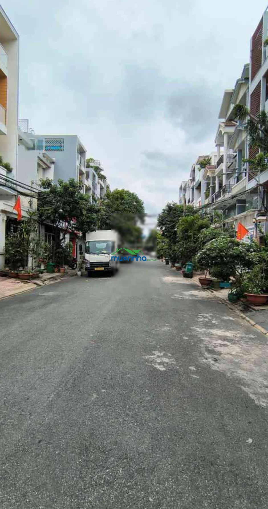 Hiếm tại quận 7 - 92m2, 4x23m, nhà 4 tầng 10 phòng - mặt tiền khu cư xá ngân hàng - chỉ nhỉnh 14tỉ - 4
