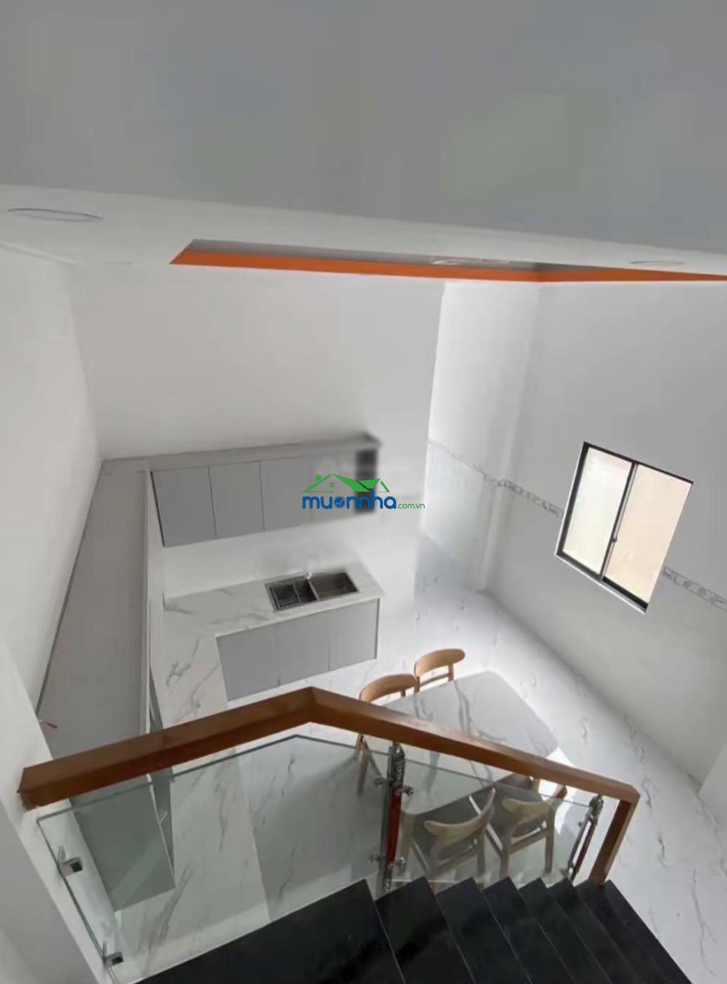 Chủ cần bán gấp nhà 1 trệt 1 lầu, 3pn, 2wc giá: 650tr đường đinh đức thiện - bình chánh (110m²) - 4