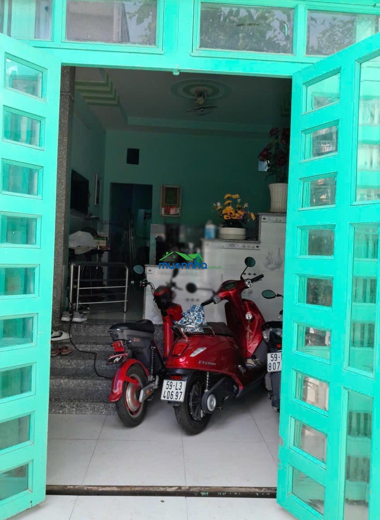Chủ ngộp bán gấp 90m2 chỉ nhỉnh 4.5tỷ đường phú định hẻm thông thoáng