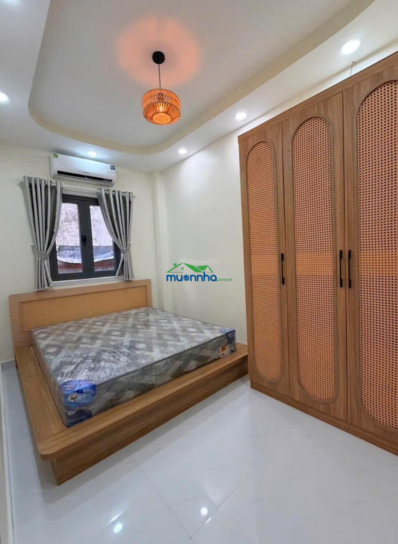 Bán nhà 3 tầng mới - huỳnh tấn phát - nhà bè - ngang 4.8m thông số đẹp - nhà đẹp đầy đủ nội thất