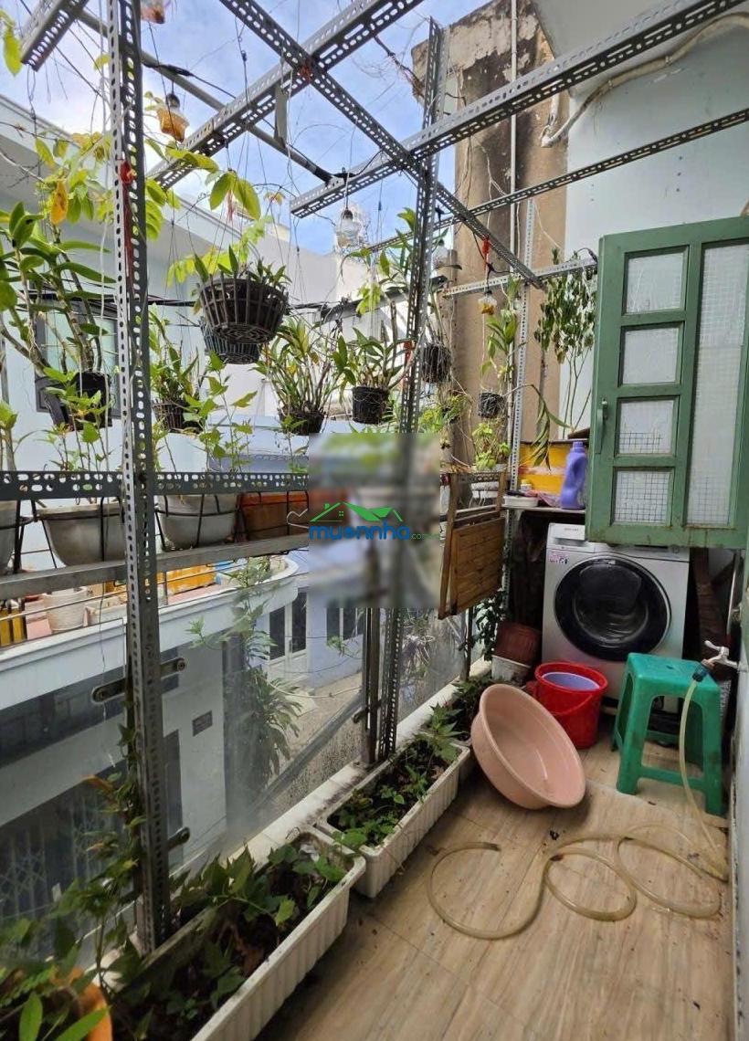 Nhà đẹp ở ngay hxh phú thọ hòa , tân phú