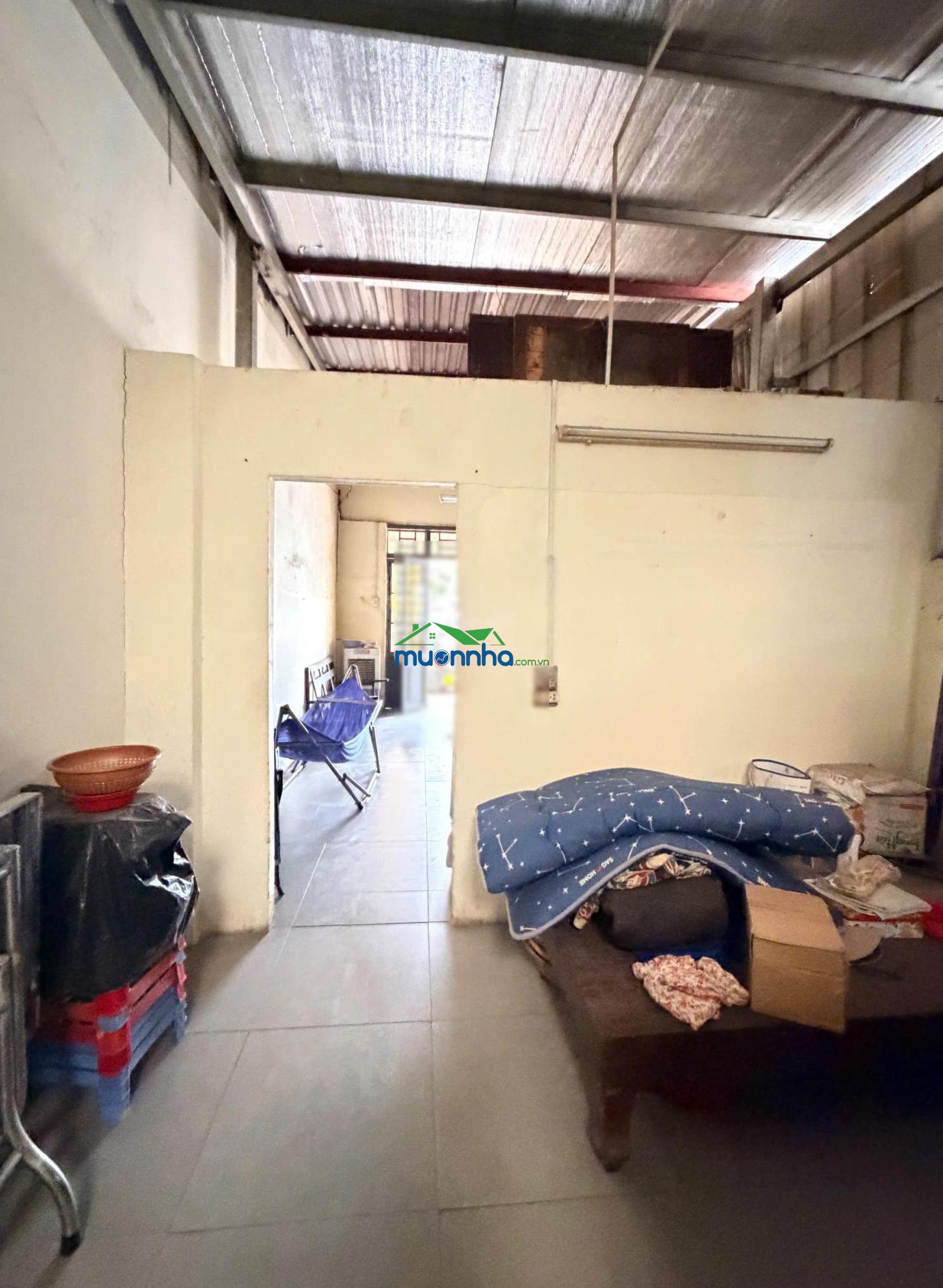 Hiếm - chỉ 3.4 tỷ nhà đường 12m ngay chợ thủ đức - 42m2 thổ cư ngang gần 4m x 13m - 3