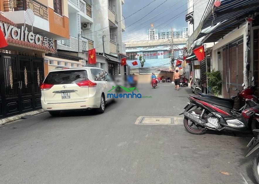 Bán nhà 3 tầng gần lotte vừa ở vừa kinh doanh, 2 ô tô tránh, giá 12.5 tỷ, đường nhựa 9m - 3