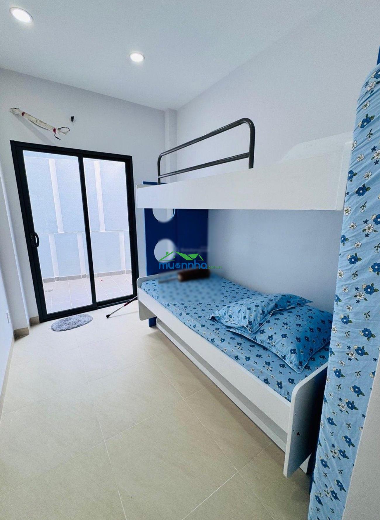 Nhà 3 tầng, 55m2, hẻm trước nhà 5m trần bình trọng - lê quang định, 3pn master, 4wc, nhà mới ở liền - 3