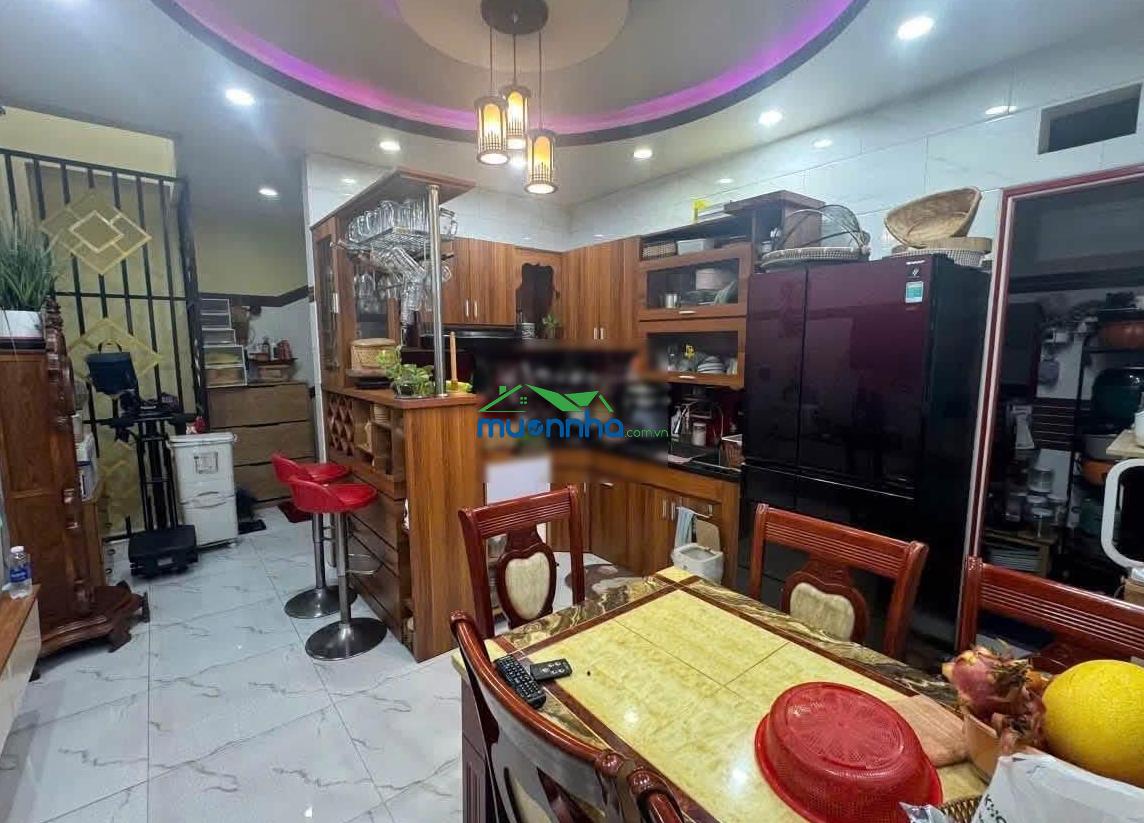 Nhà đẹp ở ngay âu dương lân, quận 8, chỉ 4,18 tỷ/100m2. pháp lý chuẩn, công chứng nhanh!
