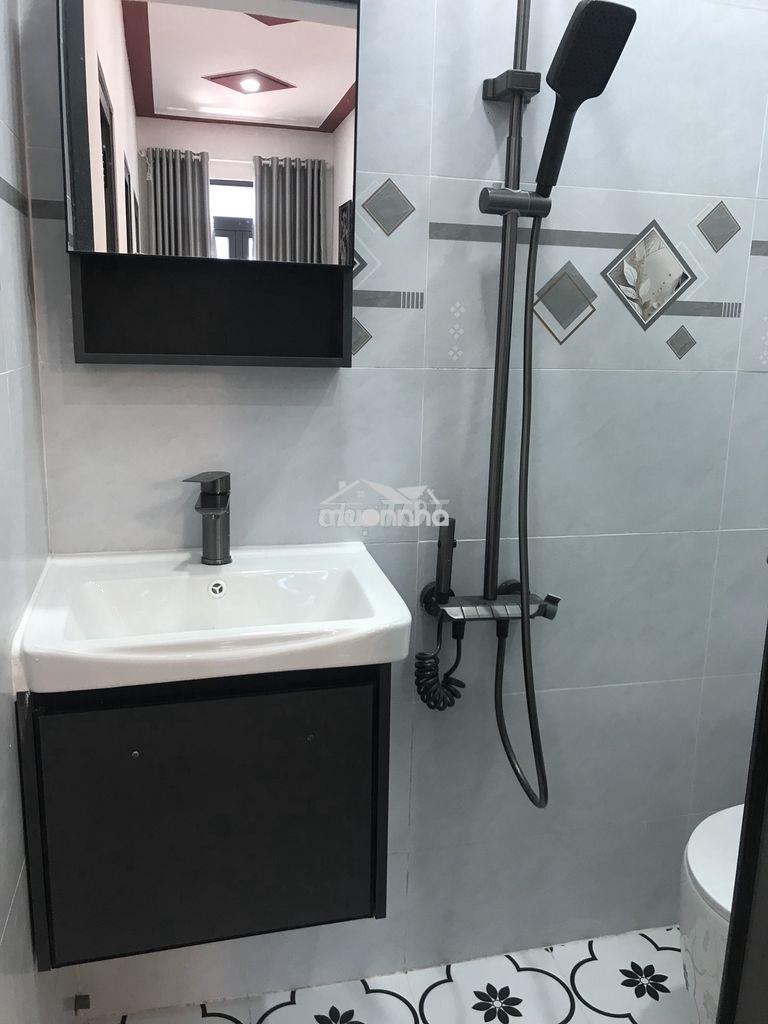 Chủ cho thuê nhà mới dt:4x13 giá 10tr/thg lầu ,hbc,tđ - 3